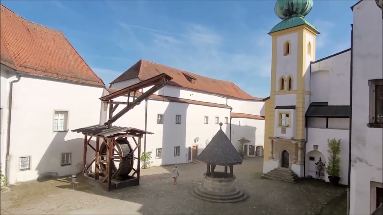 Die VESTE OBERHAUS - eine der größten Burgen Europas hoch über Passau mit dem informativen Museum