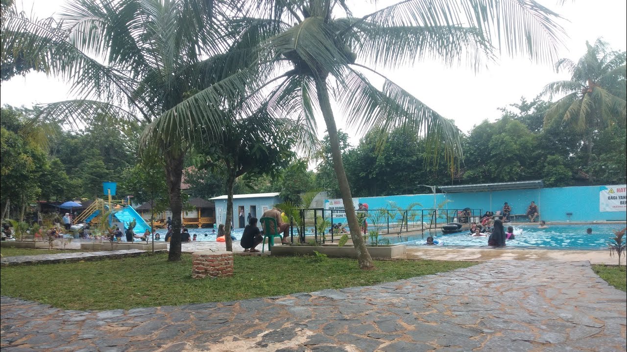 KOLAM RENANG BARU NIH DI SETU BEKASI HTM 10 RB AJA#wisatabekasi 