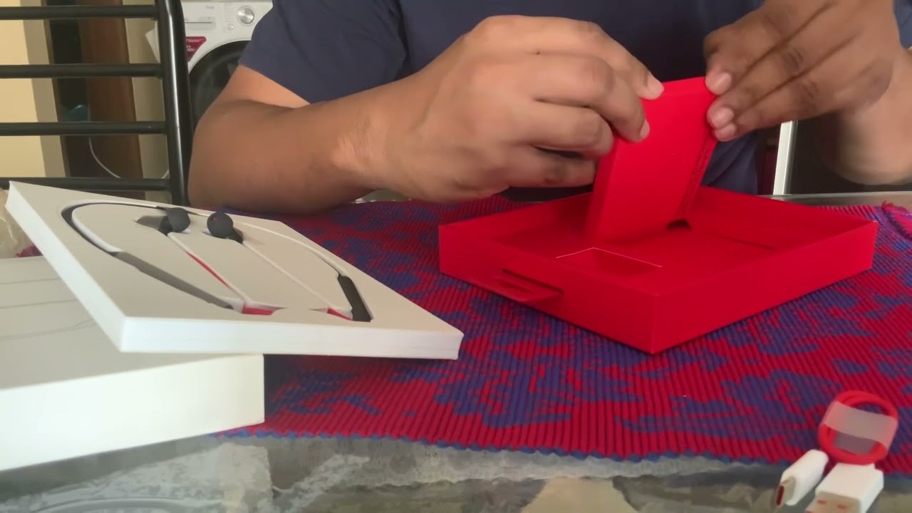 Unboxing: OnePlus Bullets Wireless Z Series Reverb Red - Bass Edition Earphone