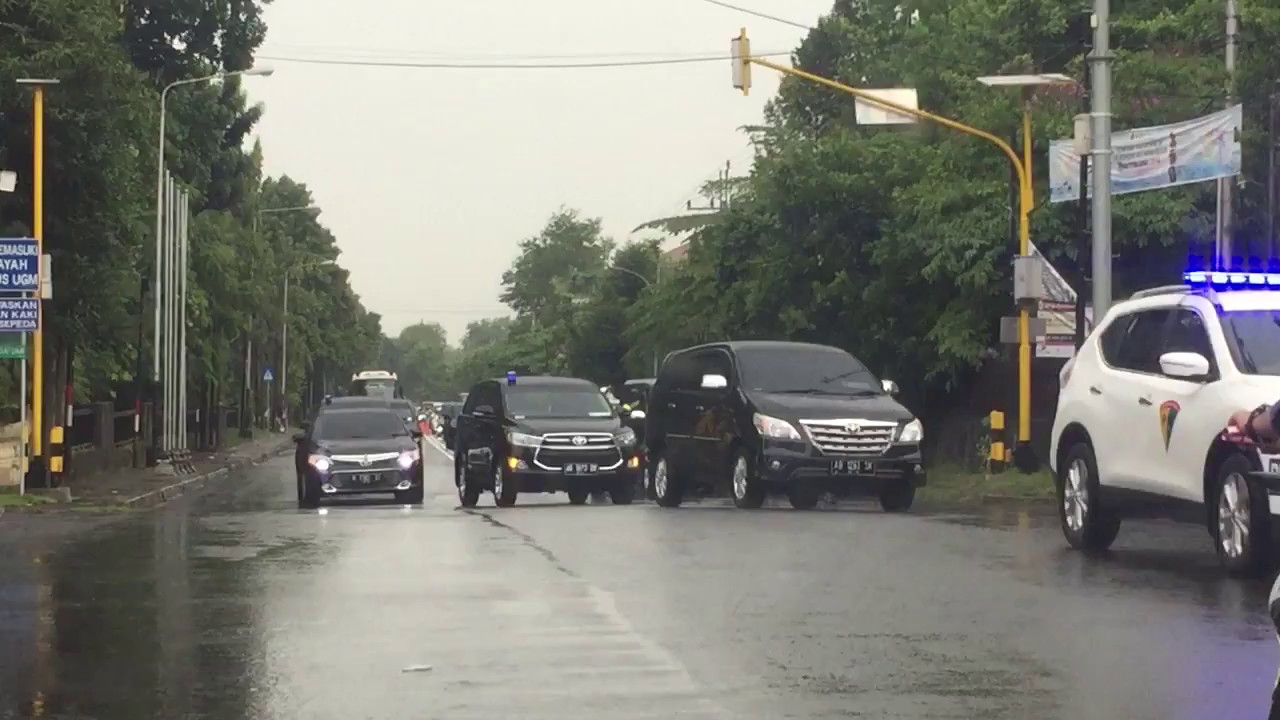 Police and Army Escort VVIP in Yogyakarta, Indonesia