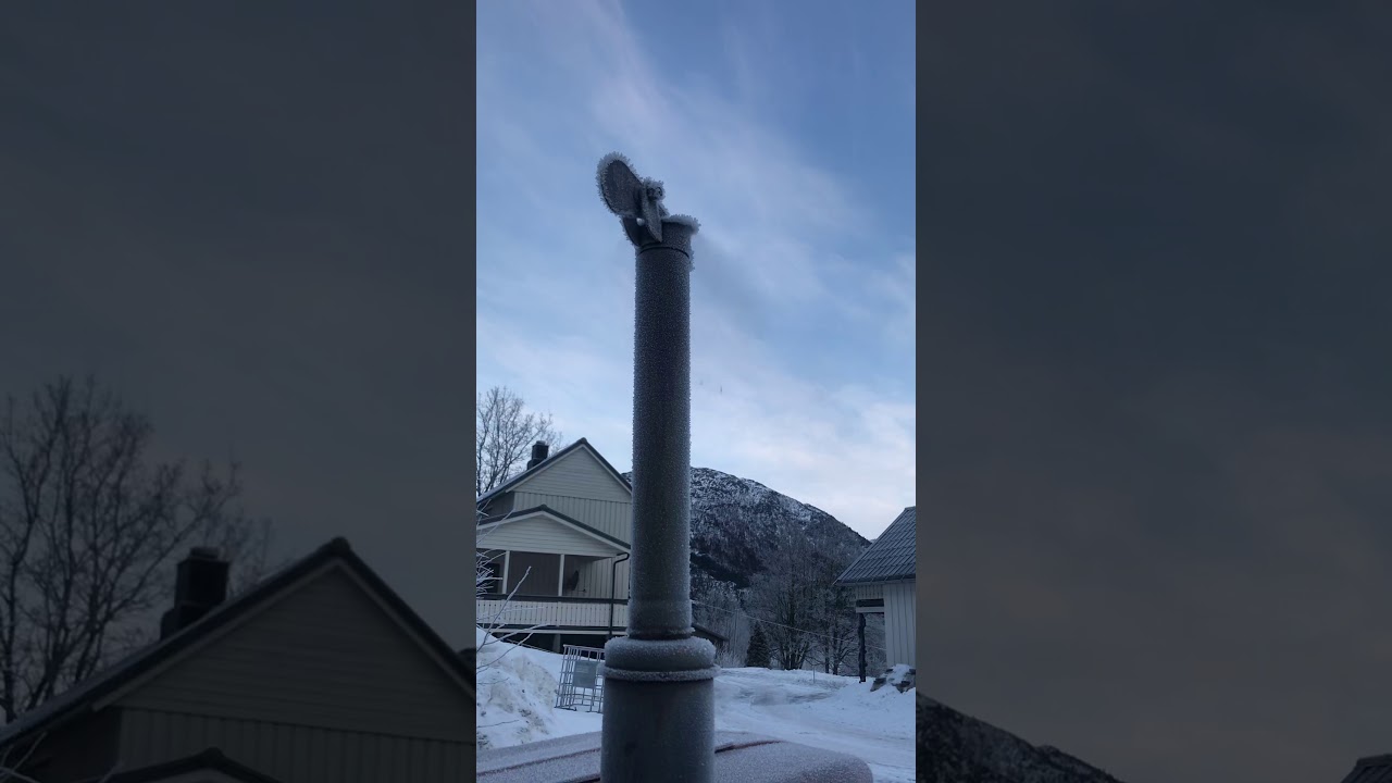 Cold Start - MF 165 in Norway