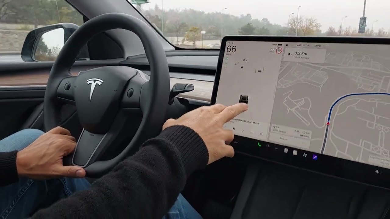 Tesla Model Y SR ilk defa kullanımda ne hissettiriyor? Bölüm 1: Ekran ve Pedal ile Mücadele.