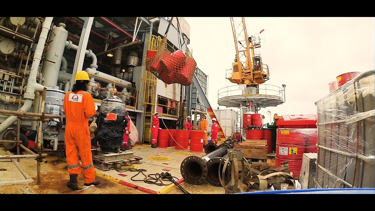 OFFSHORE DAILY LIFE - As Crane Operator Training