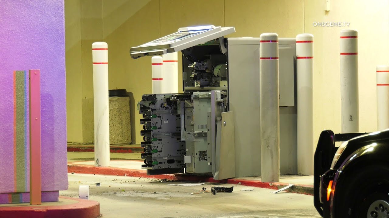 Thieves Break Into Bank ATM In Santa Fe Springs