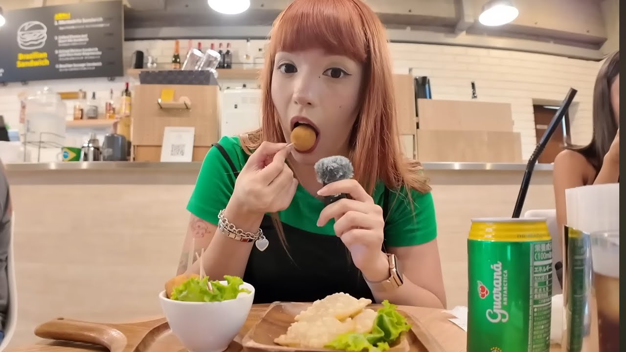 PROVANDO comida BRASILEIRA no Japão!! 🇯🇵 *japonês sabe fazer?*