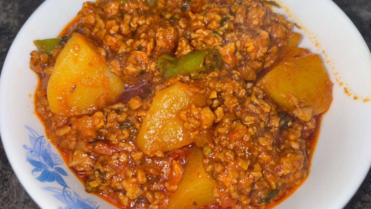 Aloo Qeema Recipe | Ghar Jaisa Zaiqa | Perfect Lunch Recipe | Aloo Qeema Banane Ka Asaan Tarika