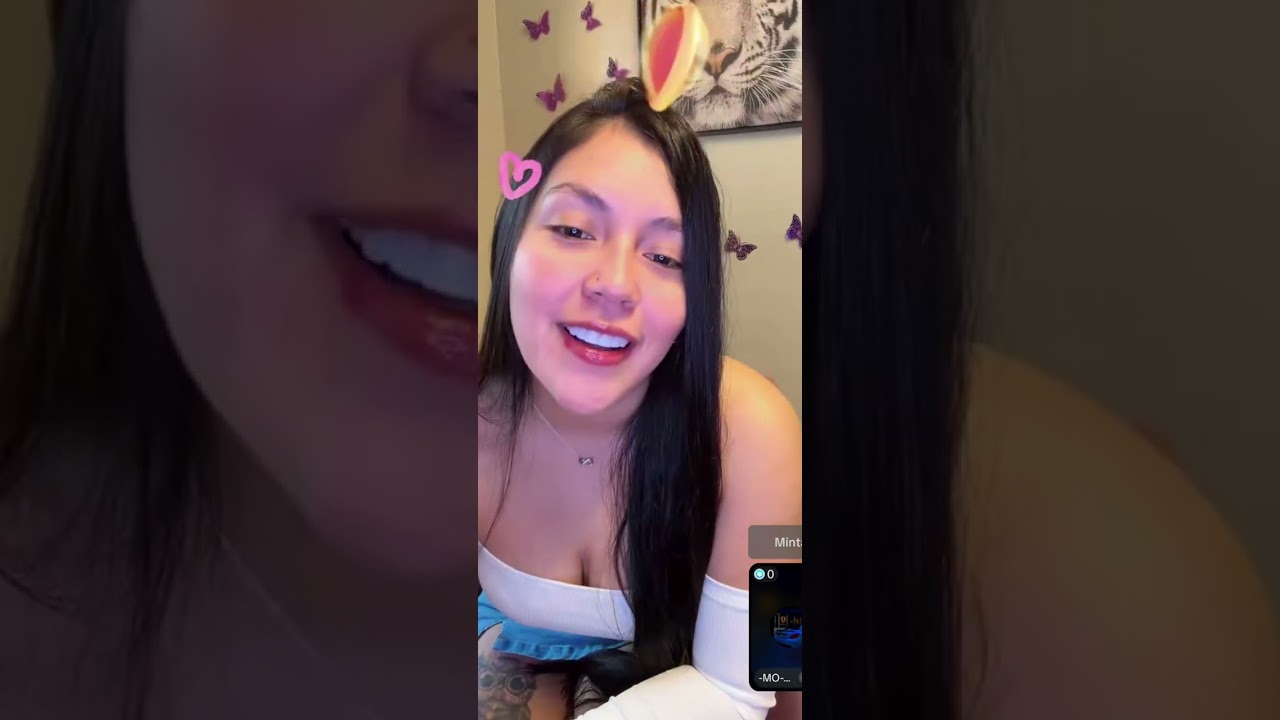 Simply Beautiful  Girl Live 🌹🌹🌹 