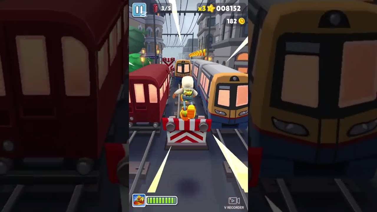 I played subway surfers 😁