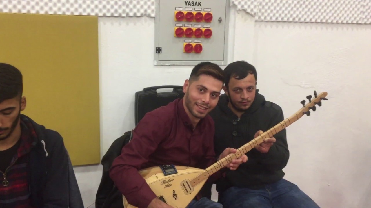 Diyarbakır halayı  Grani Rubar Çift Bateri ile Show Yapıyorlar 2020 Batari Show Yeni Görüntü