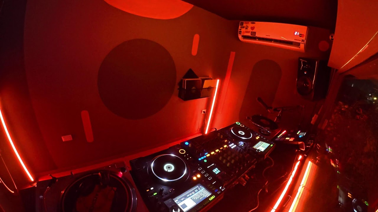 Karlos Léon @Radio 28  (14 de Febrero, 2026)