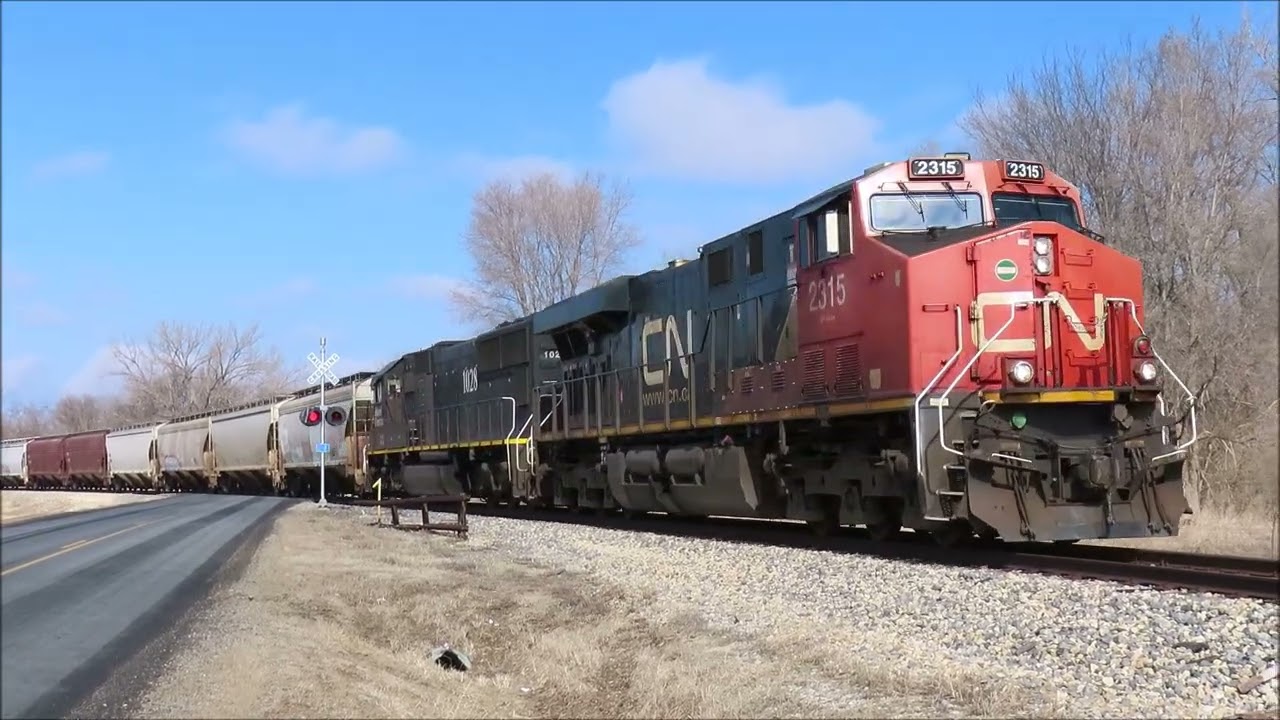 Canadian National Grain Train at Pekin, IL - Feb. 15, 2026