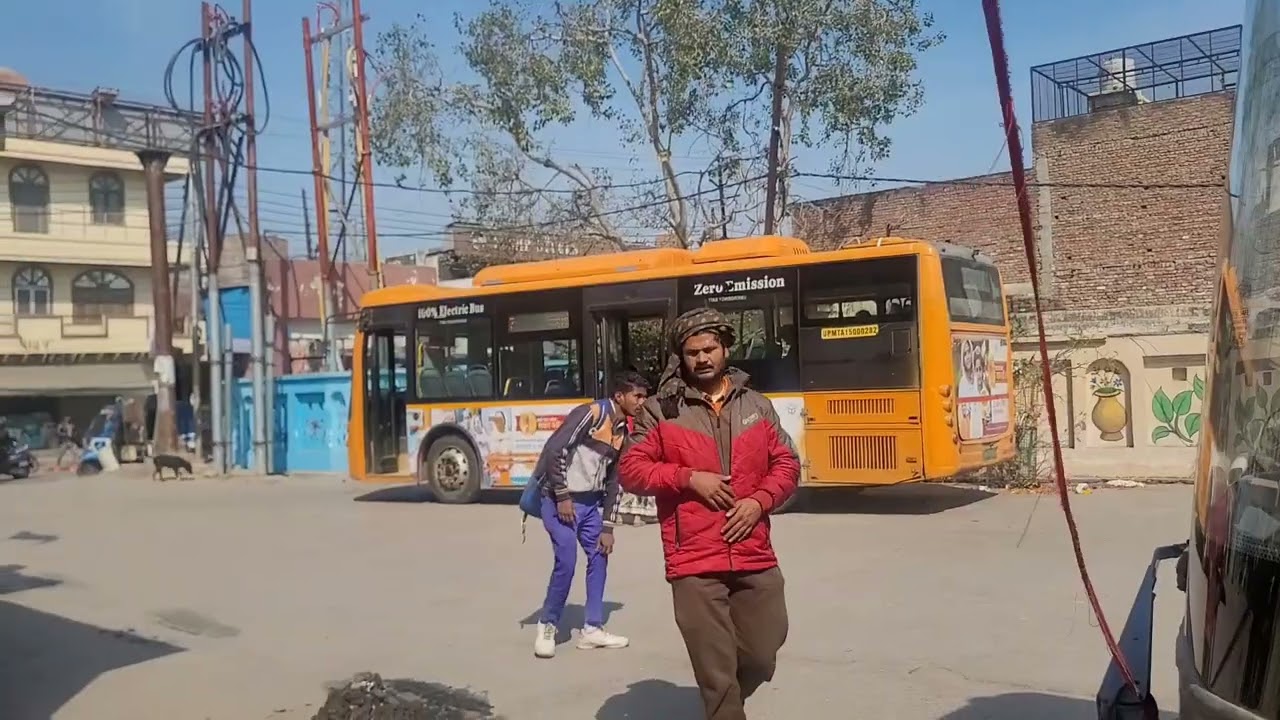  Vrindavan to Agra by bus