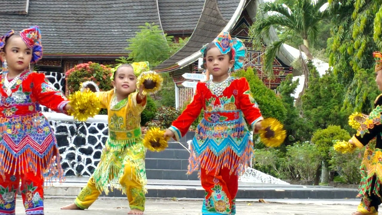 tari batok -  Kota Padang- tari adat minangkabau