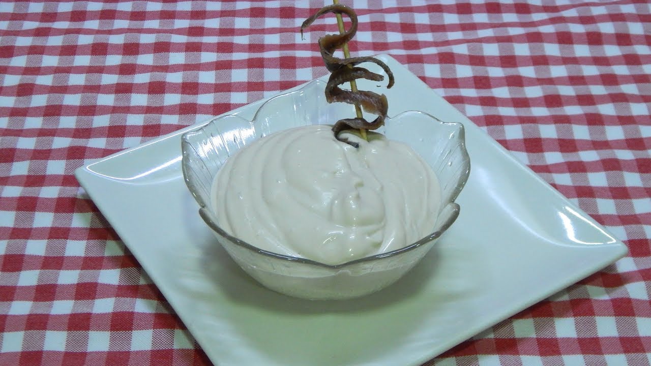 C&oacute;mo hacer salsa de mayonesa de anchoas ideal para ensaladas y pescados