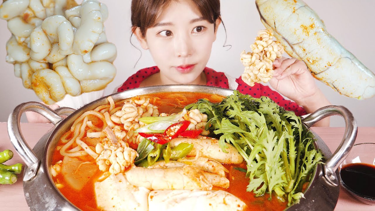 쌀쌀하니까 시원하고 얼큰한 알탕 먹방 Spicy Fish Roe Soup [eating show]mukbang korean food