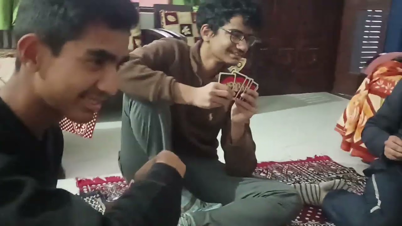 अनिका ने सारे पत्ते सबको दिखा दिए मेरे 😝#minivlog#vlog#viralvideo 