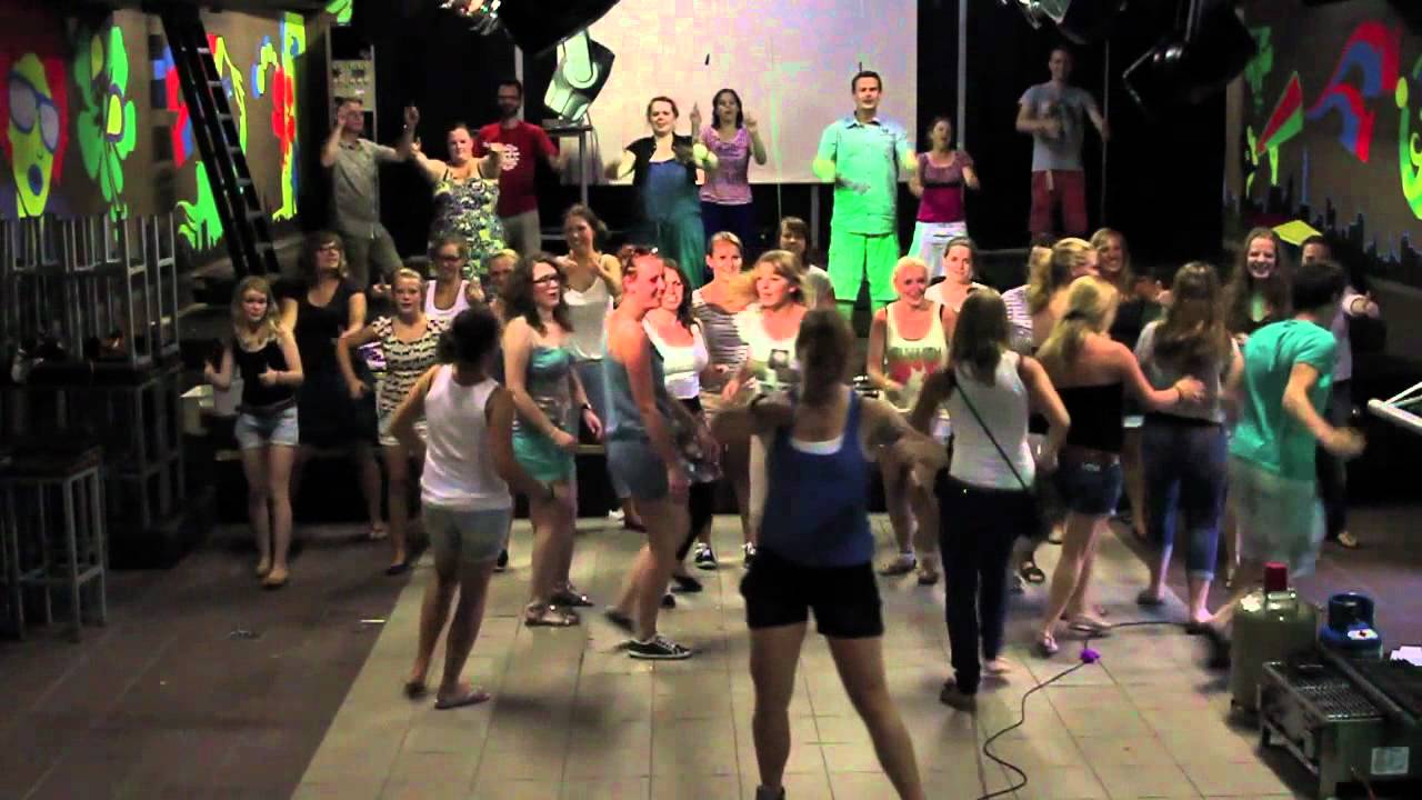 KVW Maasbree lied (teksten in ondertiteling)