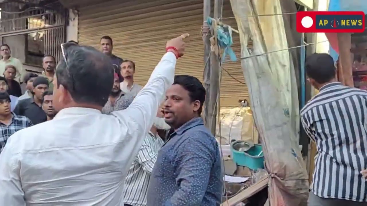 रमजान से पहले तीन बत्ती में बुलडोज़र, अतिक्रमण पर एक्शन से गरमाया माहौल!!