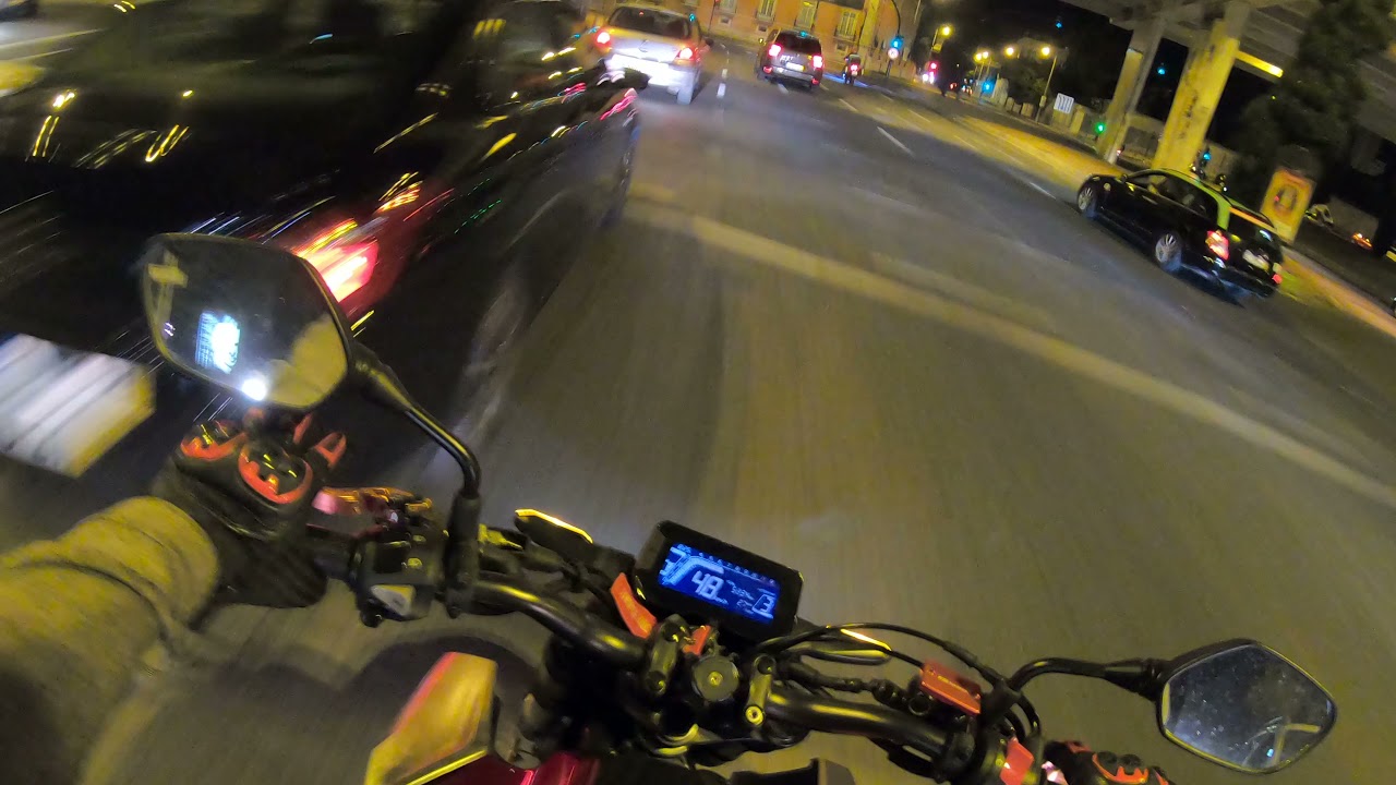 HONDA CB125R LEOVINCE LV10 | NIGHT RIDE