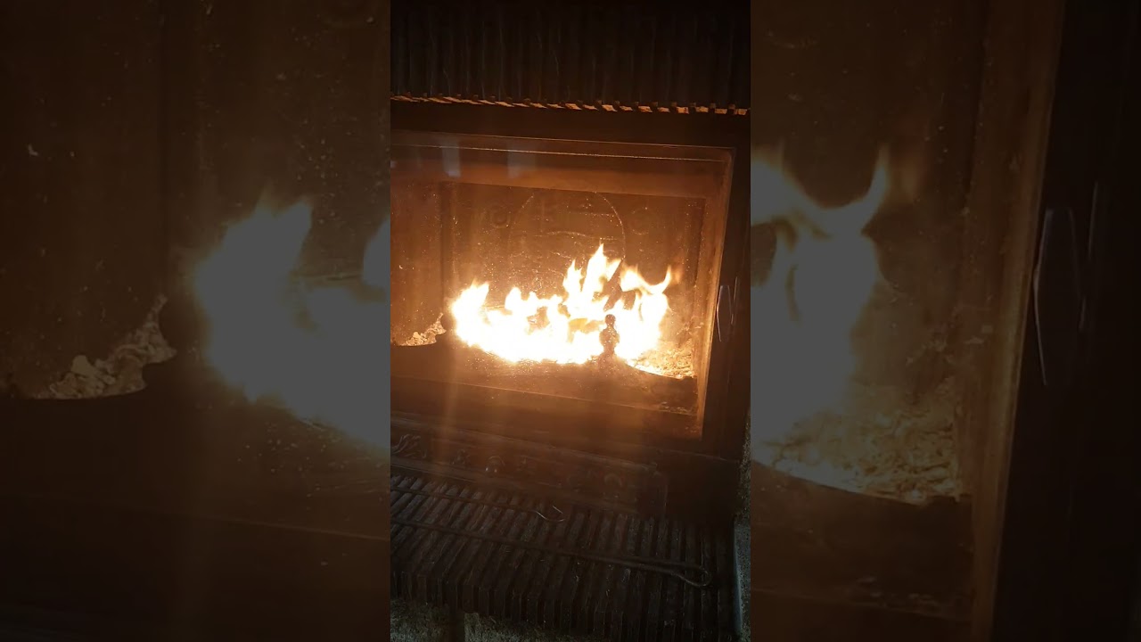 #feudecheminee