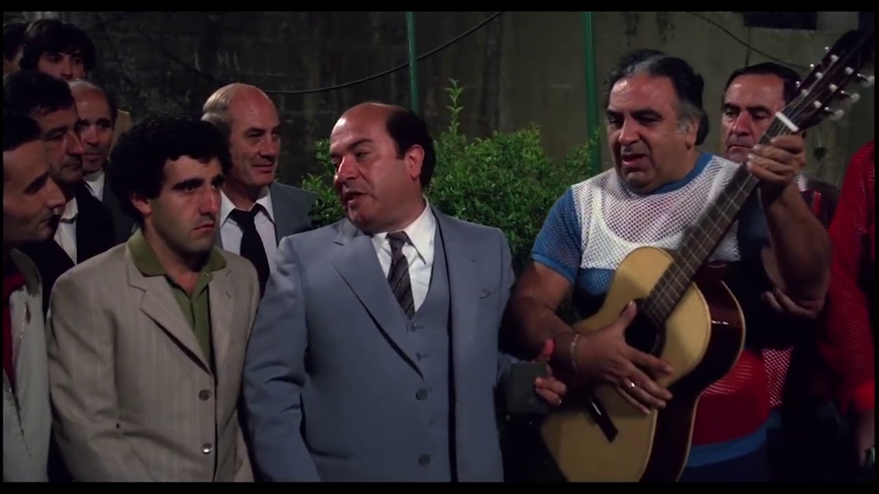 Lino Banfi   Non sono frocione, non mi chiamo Fri fri sono il Commissario