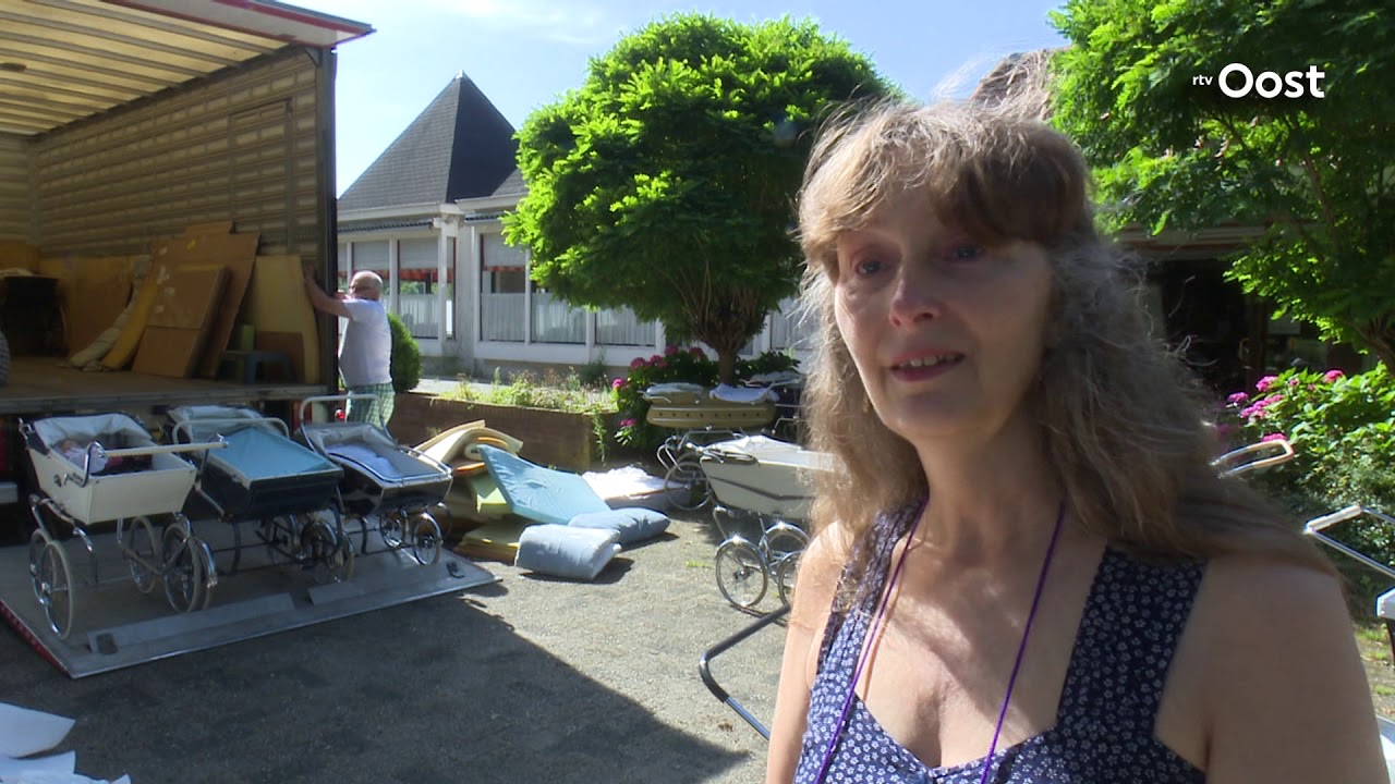 Poppen- en Kinderwagenmuseum Zwolle doet stukken in opslag: Van der Valk wil oude pand terug