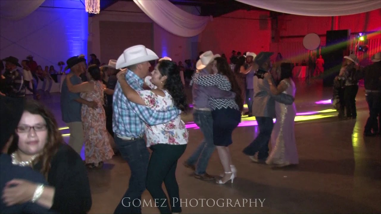 Boda de Brenda y Jesus Guerra en Great Bend Kansas  con Poder de Zacatecas