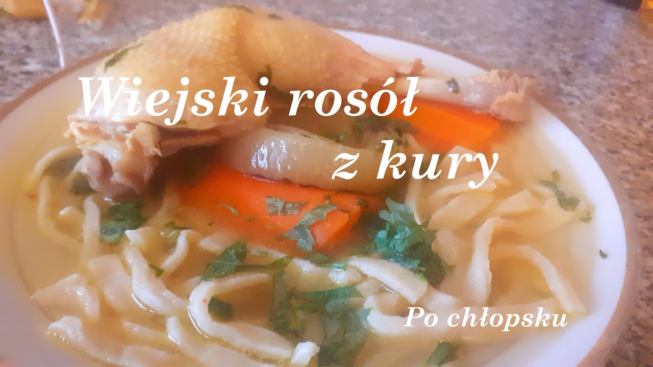 Wiejski rosół z domowym makaronem