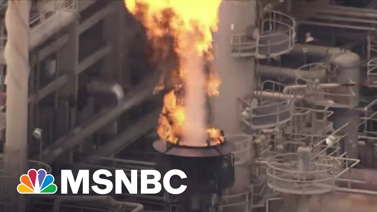 Big Oil Suffers Setbacks, Forced To Deal With Climate Change | Maddow