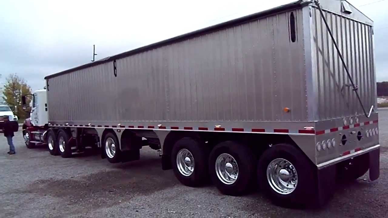 New Aluminum Grain Trailer Tri-Axle Center Lift Axle