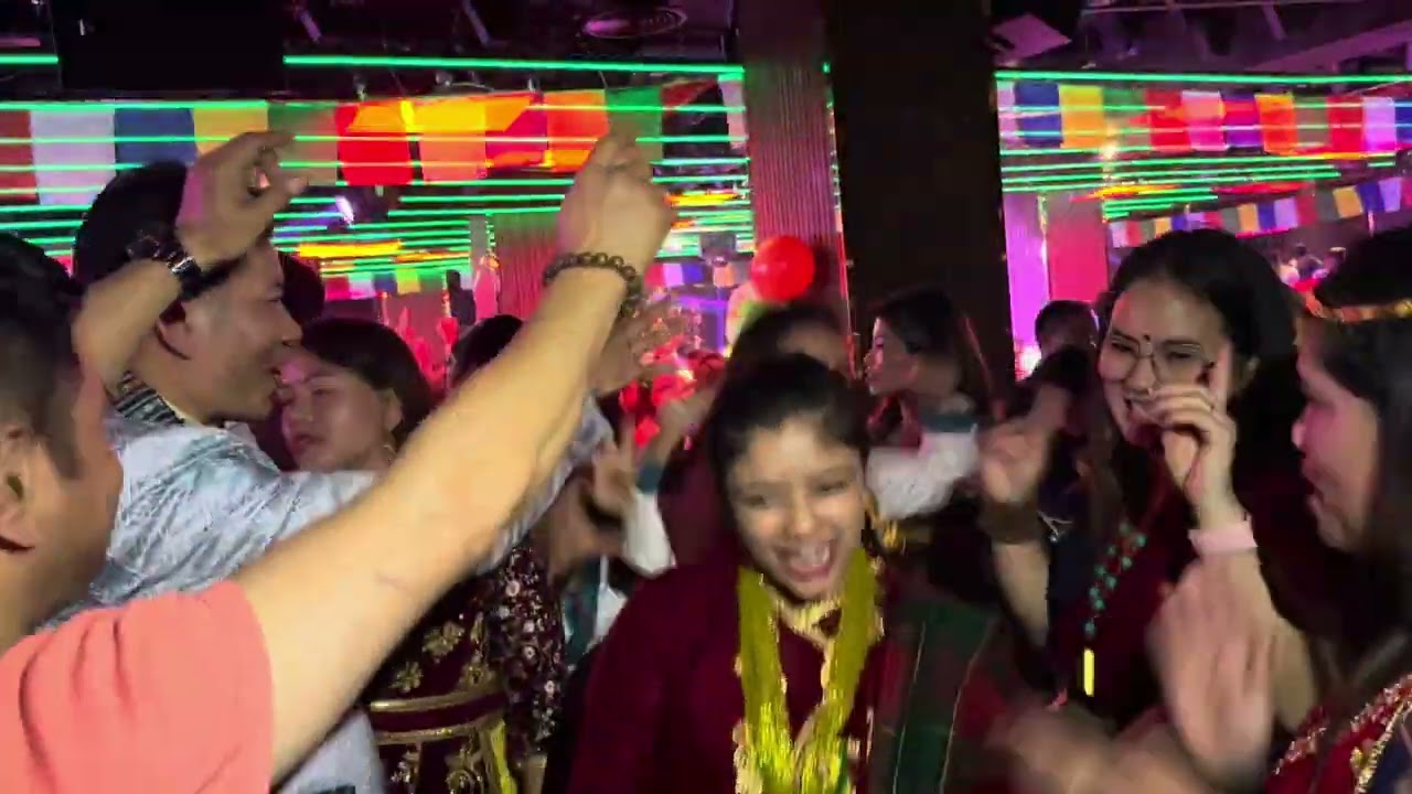 Old vibes with new swag //lhochhar program at Dubai// Jitu lopchan