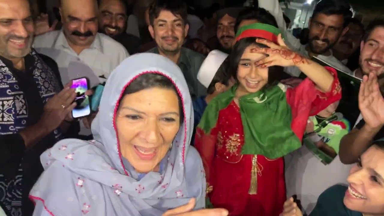 Small tigers outside adiala jail Aleema khan press conference today about Imran khan&rsquo;s eye n health 