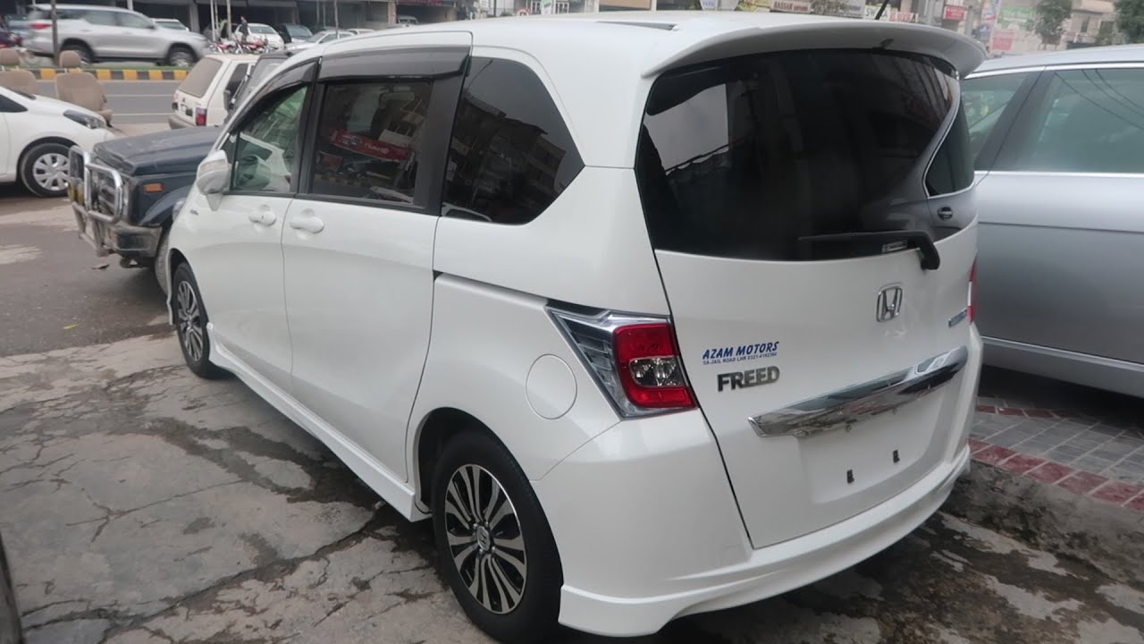 Honda Freed Hybrid 1500 cc | Detailed Review | Price, Specs & Features