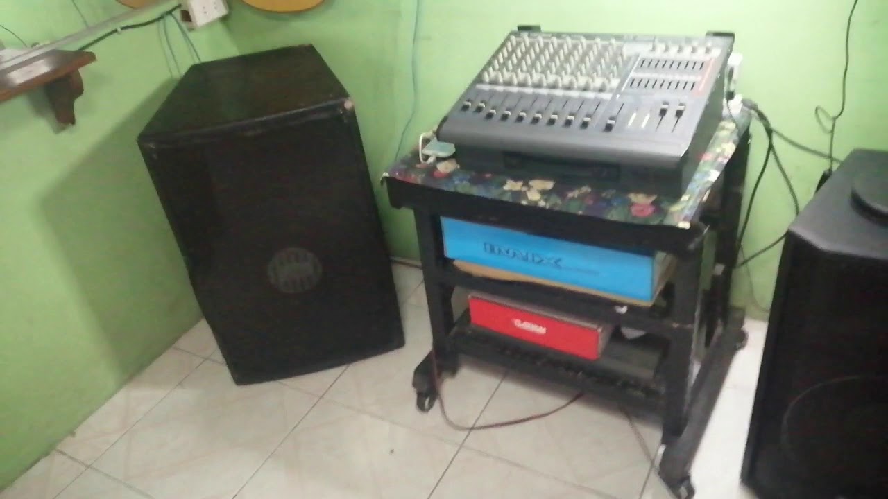 Crown Mc 900a Active Mixer audio test