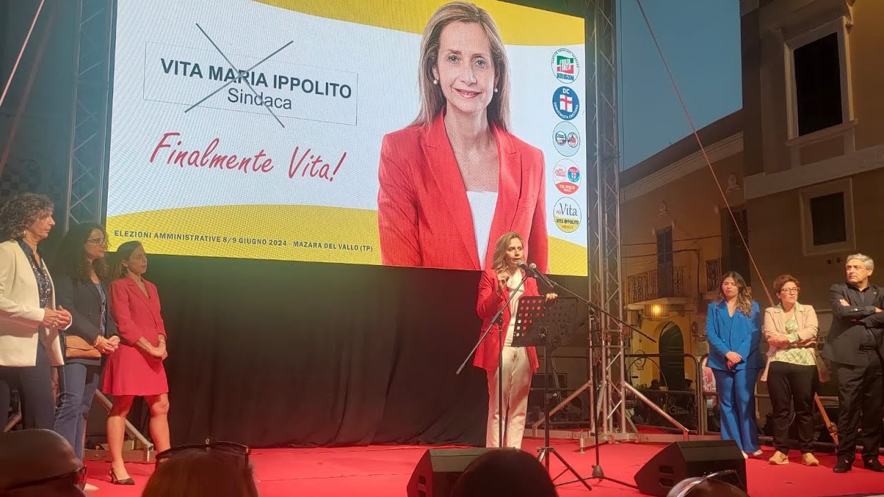 Mazara,  Comizio in piazza della Repubblica  Intervista alla candidata sindaca Vita Ippolito