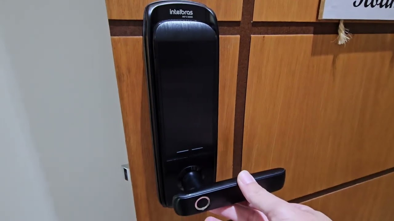Fechadura Digital Intelbras MFV 3000 Como cadastrar senha, biometria e mais dicas
