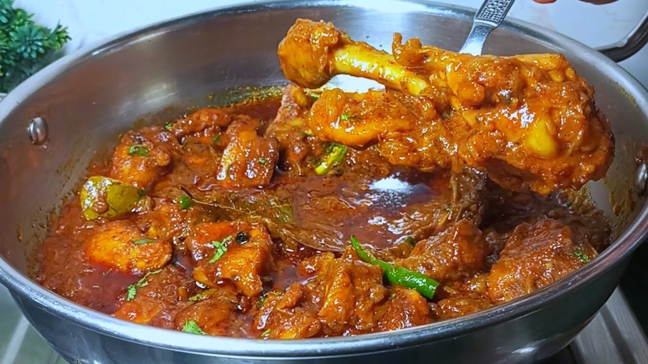 Chicken curry /chicken Bhuna Masala/|Masaledar chicken masala / How to Make Chicke curry😋😋