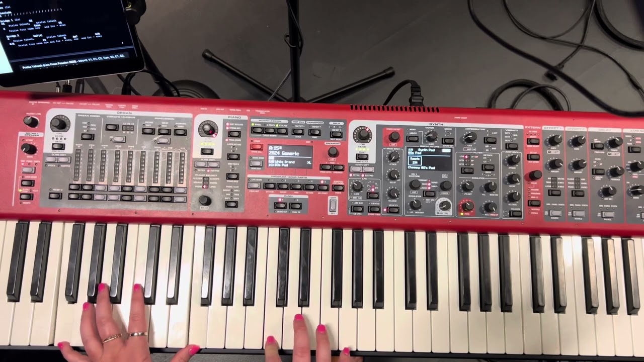 Praise Yahweh (Key of C) - Keys Tutorial