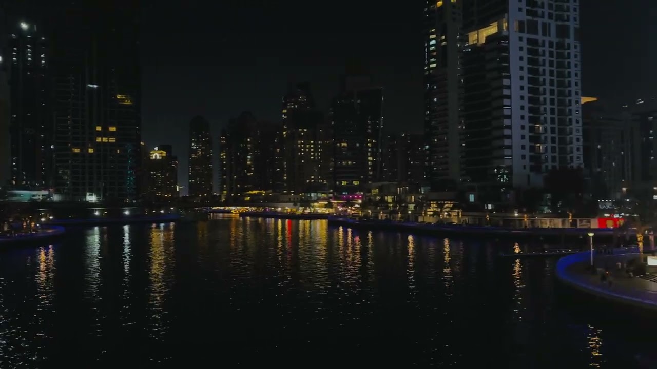 Jumeirah View in night 