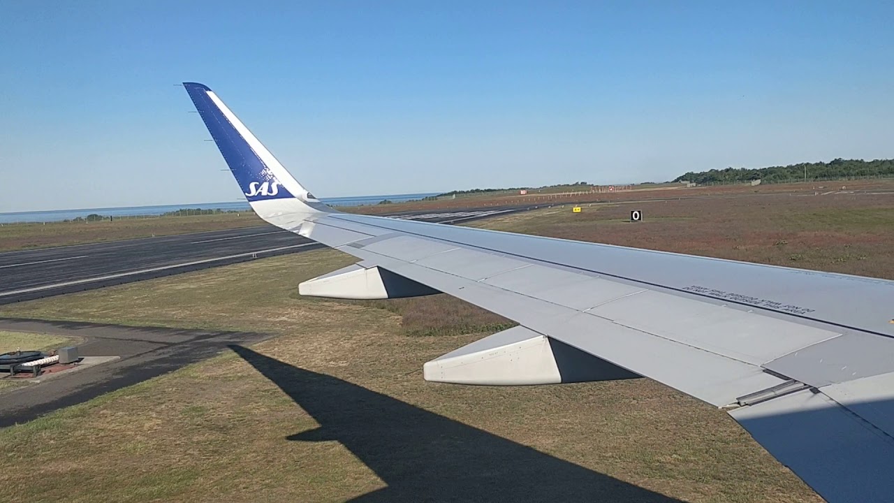 SAS A320 NEO Landing at Bornholm! Single Engine Taxi... Kinda