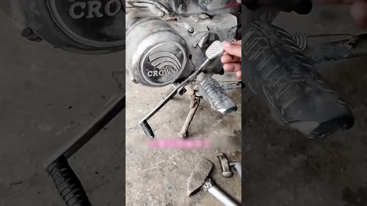 An excellent Jugaad to fix the bike's gear lever.?