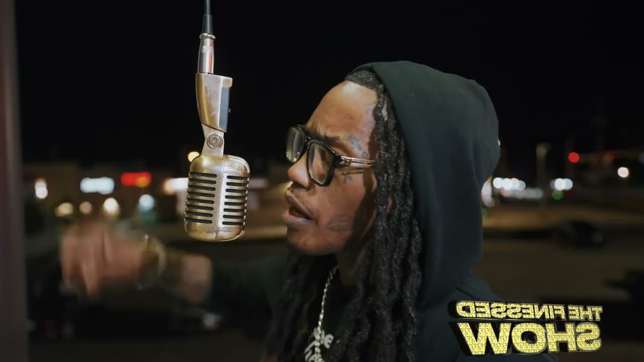 Scotty Korleone - Belt 2 Ass (The Finessed Show Live Gold Mic Performance)