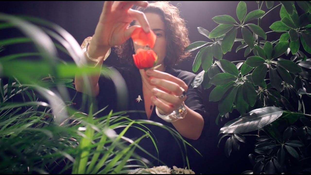Ruzzi - En Construcci&oacute;n ft. Alex Anwandter (VIDEO OFICIAL)