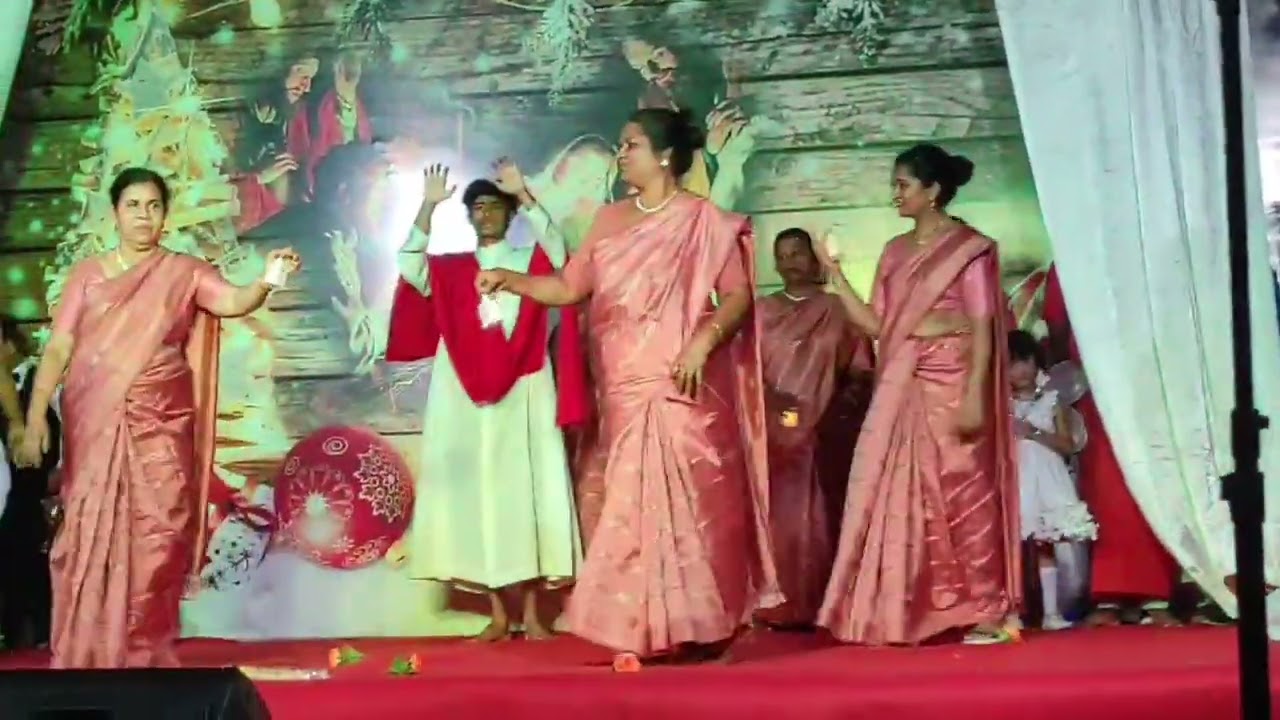 Christmas dance 💞💞#dance #family #Mount Carmel cathedral alappuzha #entertainment #rgg funs 