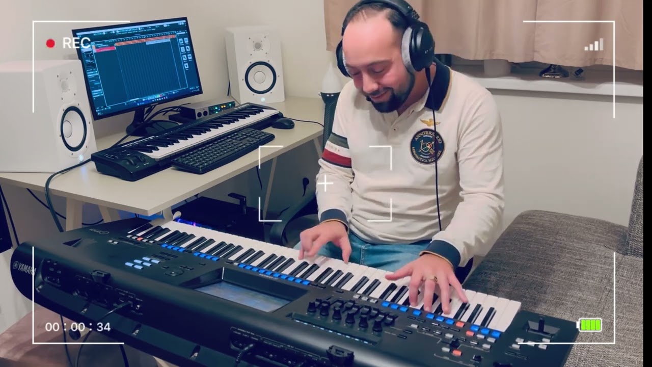 Simona Martausov&aacute; - Nenahraditeľn&aacute; (piano Cover by Drahoslav Bango) 