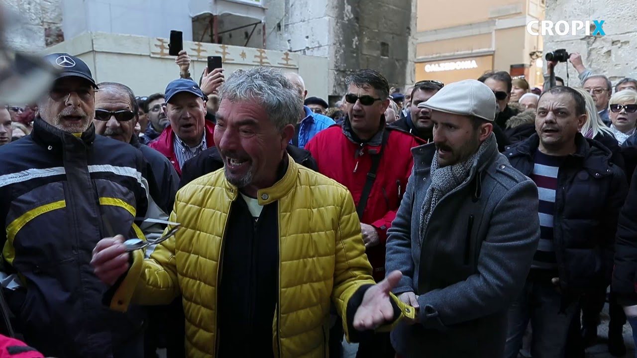 Tradicionalno klapsko pjevanje na Silvestrovo u Splitu