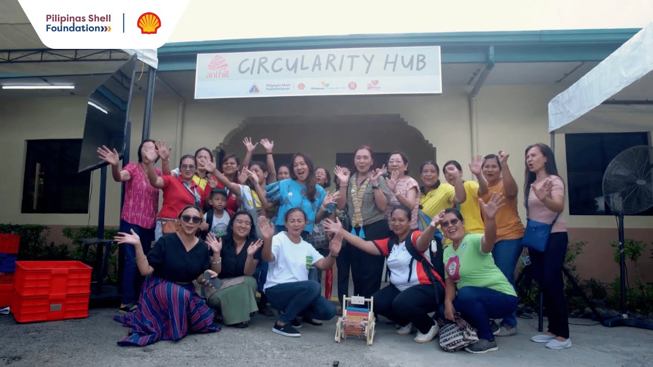 Unang Habi: Weaving Futures in Payatas!