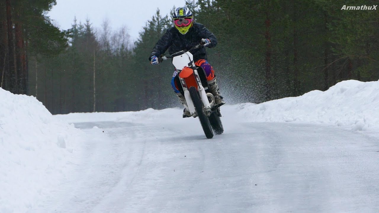 KTM SX 250 - On The Limit