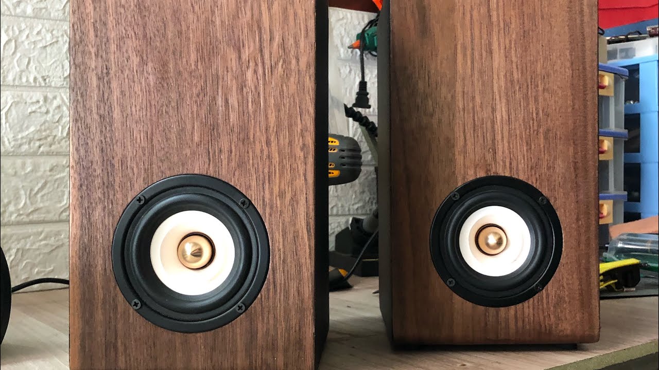 DIY - Bookshelf Speaker with Walnut veneer