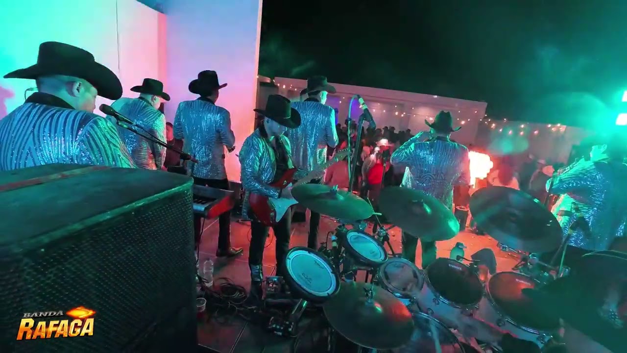 Bota y Tambor  Banda Rafaga en Vivo Estancia de Ayllones Jal. De lo Movido para No parar de Bailar  